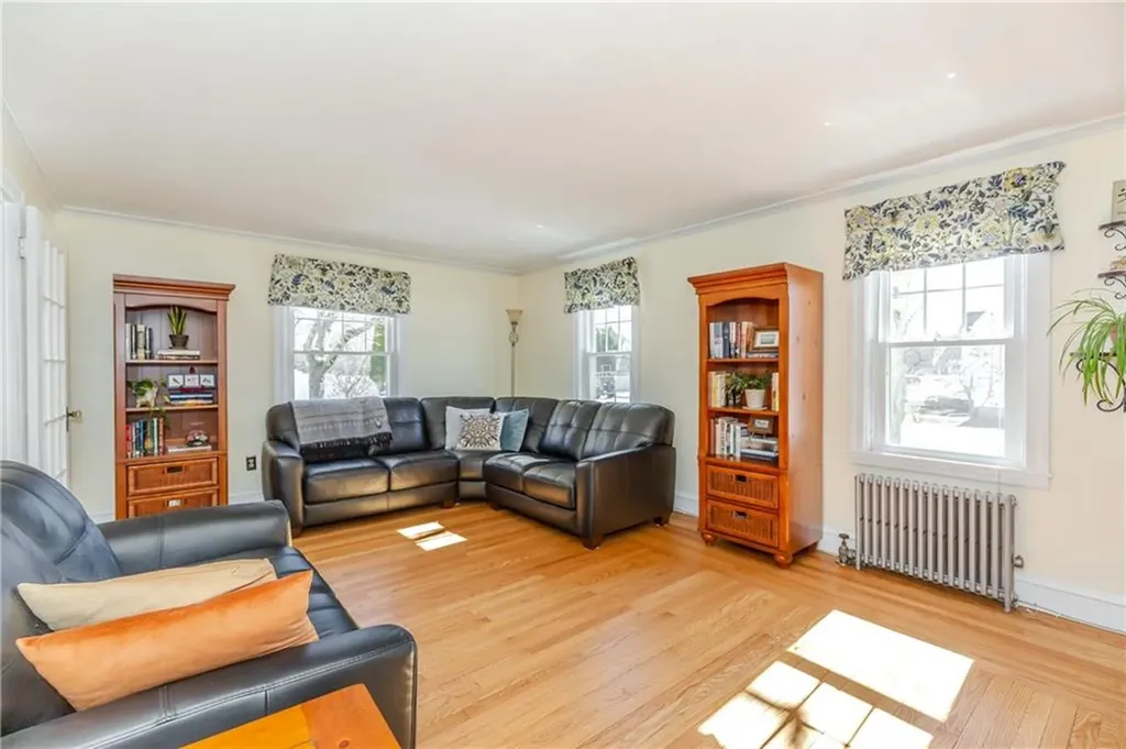 95 Nolbeth Drive Warwick RI 02888