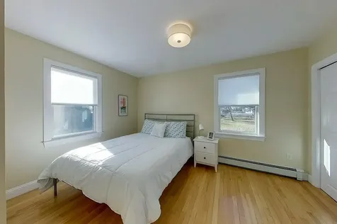 2 E Boulevard Middletown RI 02842