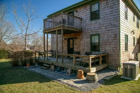 2 E Boulevard Middletown RI 02842
