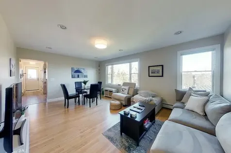 2 E Boulevard Middletown RI 02842