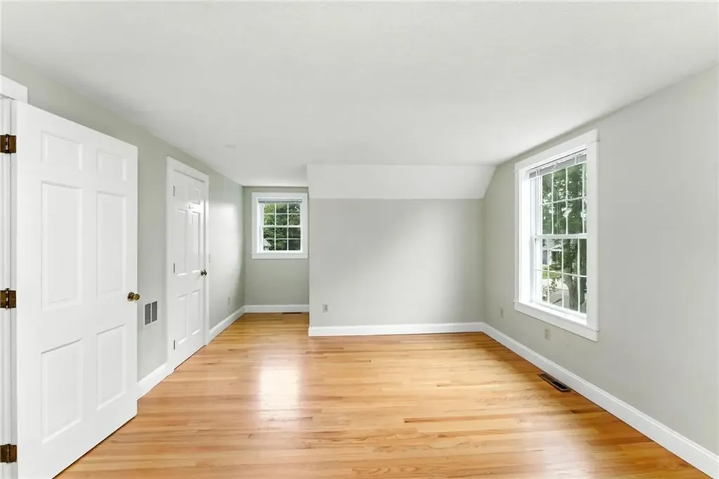 63 Pemberton Avenue Jamestown RI 02835