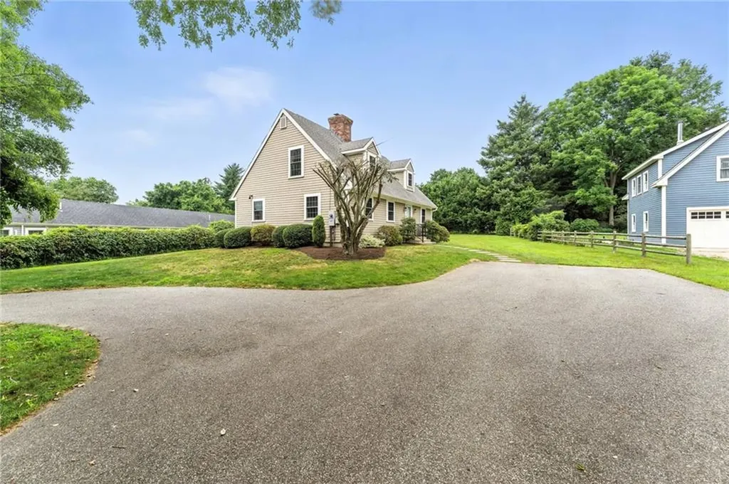 63 Pemberton Avenue Jamestown RI 02835