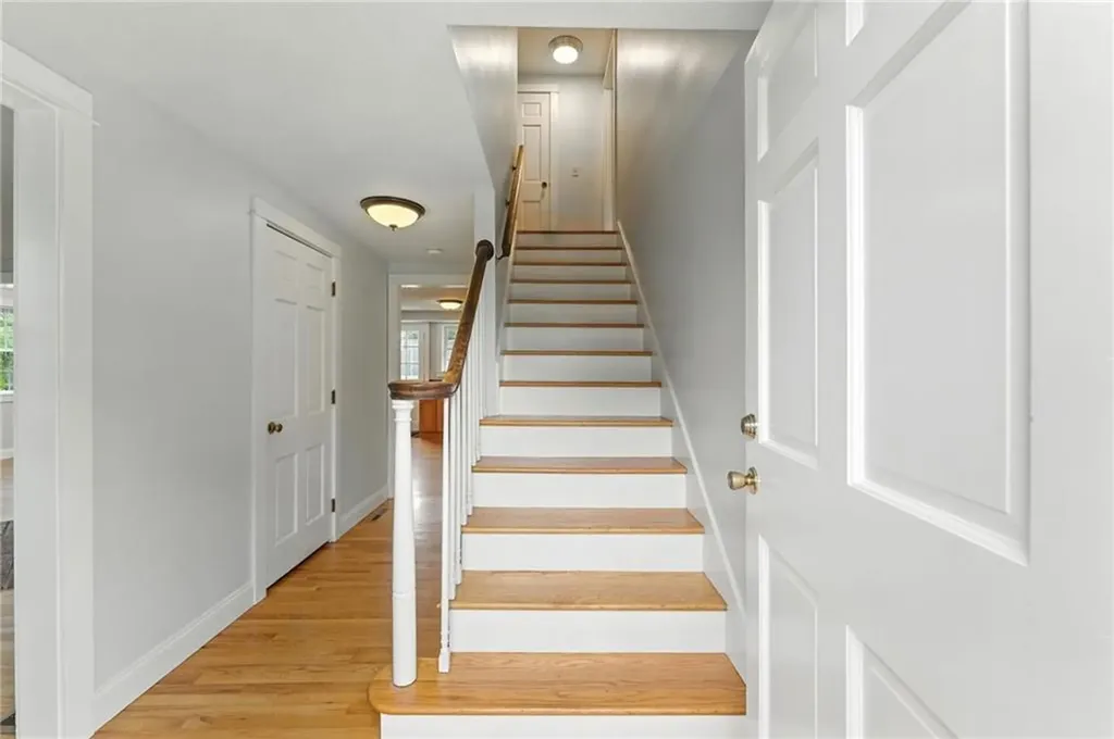 63 Pemberton Avenue Jamestown RI 02835