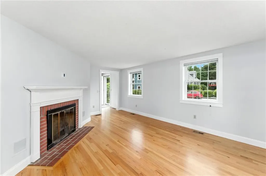 63 Pemberton Avenue Jamestown RI 02835