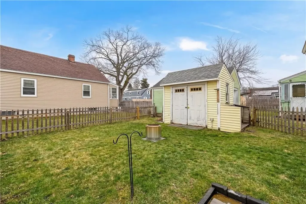 123 Harper Avenue Cranston RI 02910