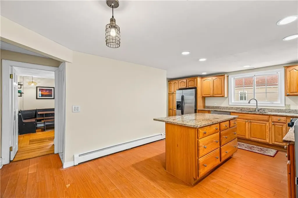123 Harper Avenue Cranston RI 02910