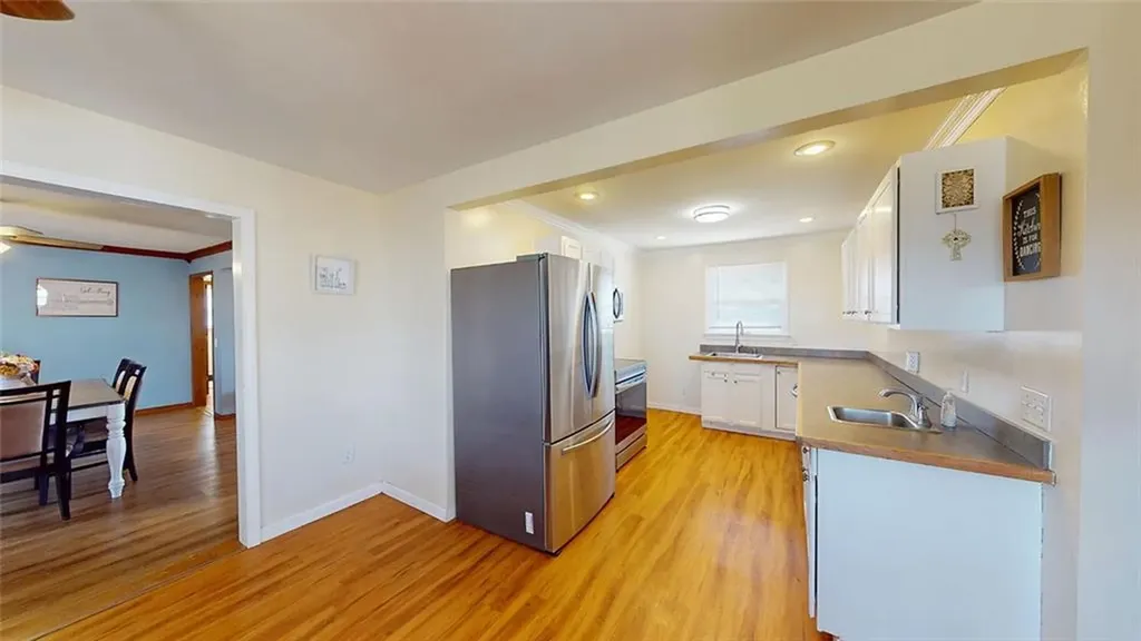 68 Leaf Street West Warwick RI 02893