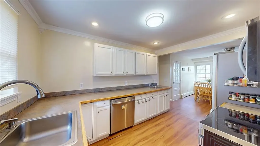 68 Leaf Street West Warwick RI 02893