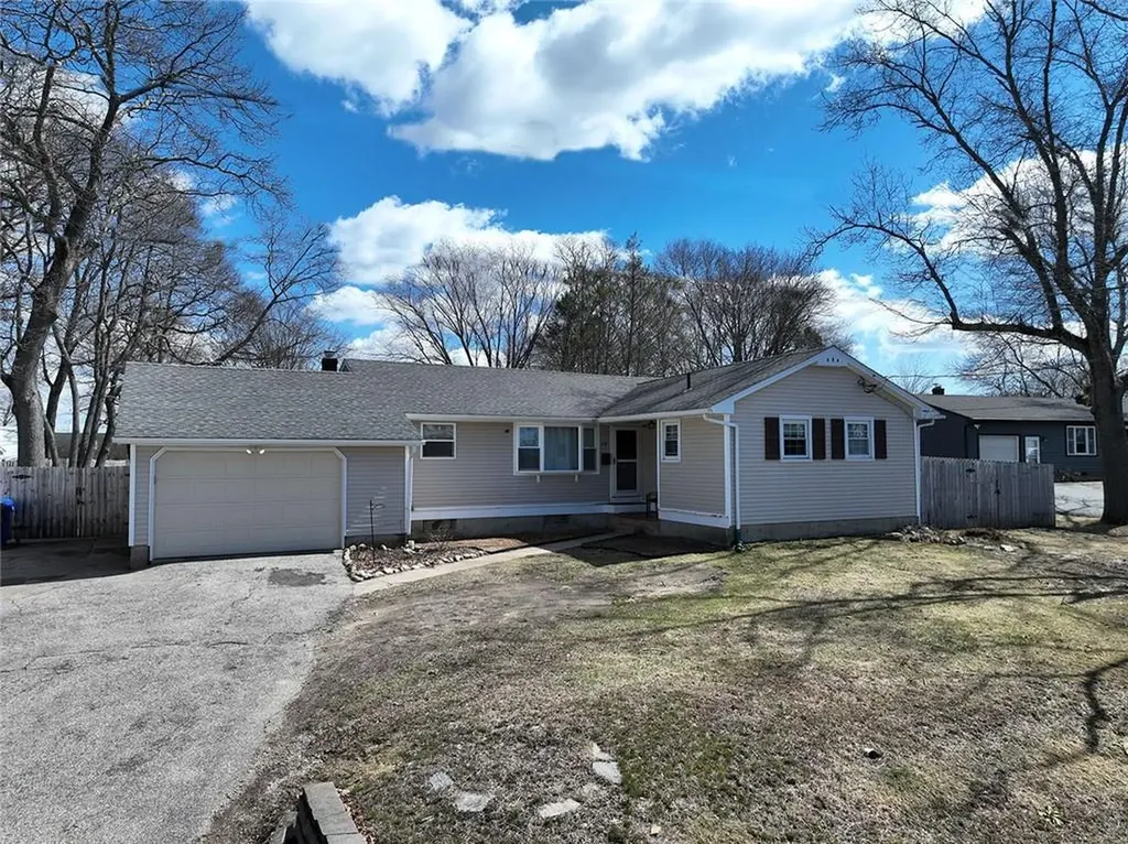 68 Leaf Street West Warwick RI 02893