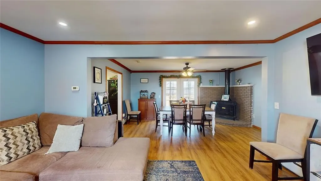 68 Leaf Street West Warwick RI 02893