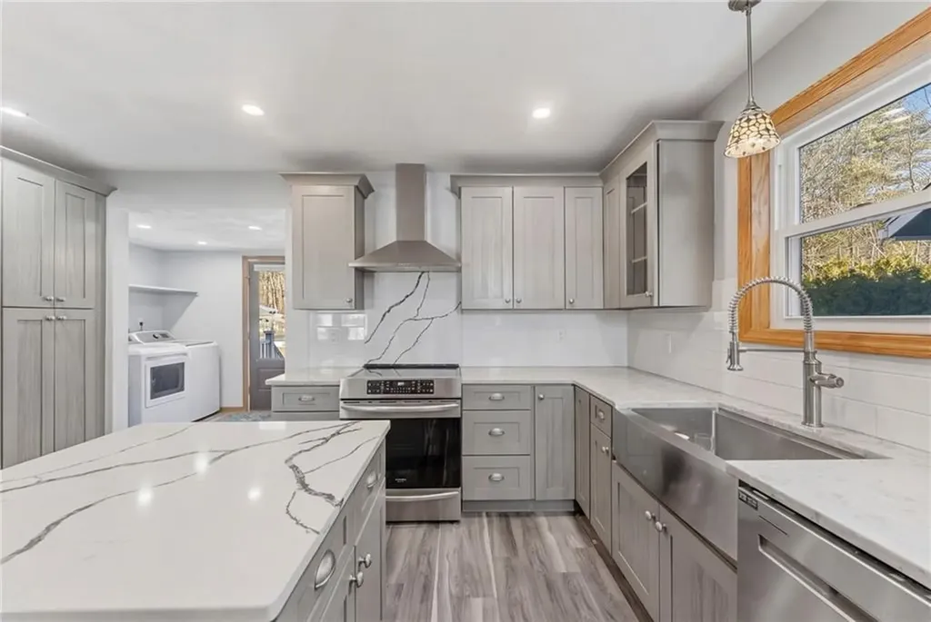 120 Shore Drive Burrillville RI 02826