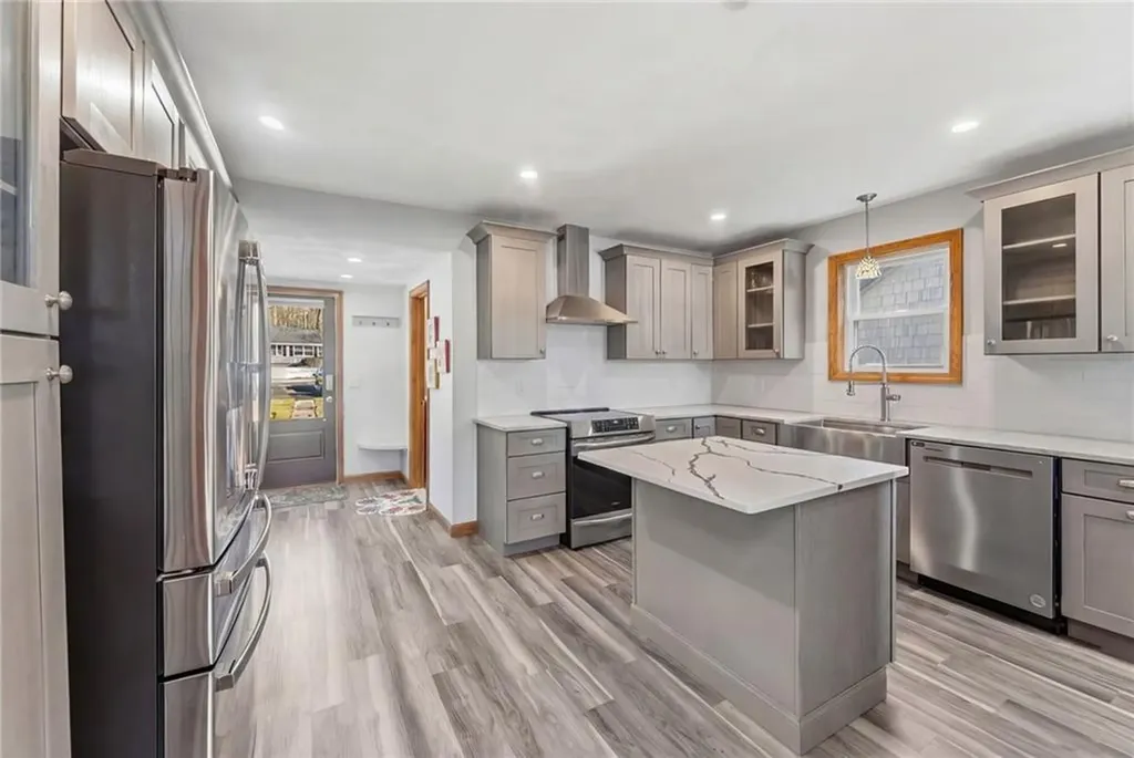 120 Shore Drive Burrillville RI 02826