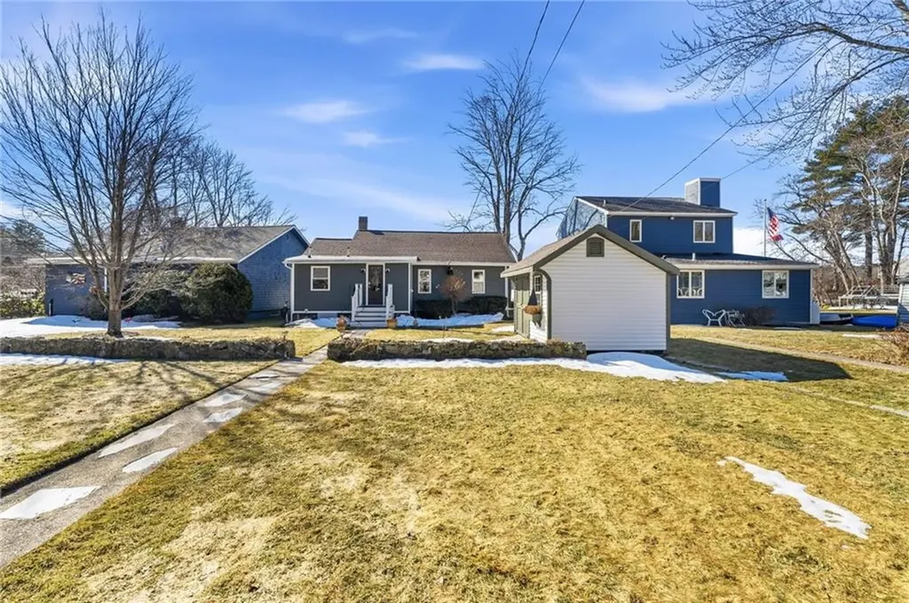 120 Shore Drive Burrillville RI 02826