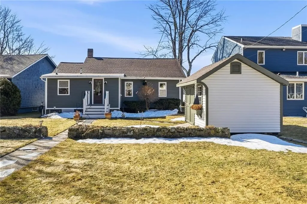 120 Shore Drive Burrillville RI 02826