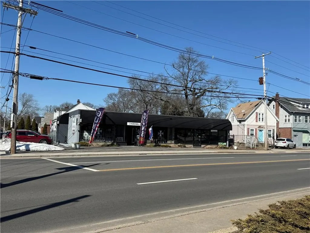 1175 Post Road Warwick RI 02888