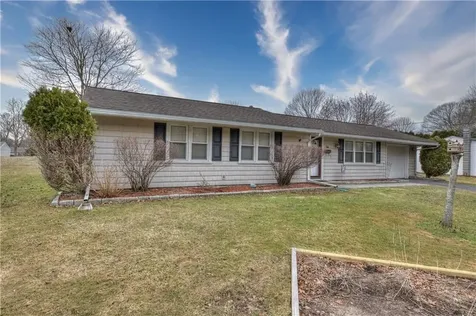 56 Burnside Drive Swansea MA 02777