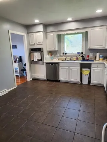 29 Algonquin Drive Middletown RI 02842