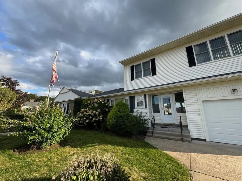 13 Ivanhoe Street Johnston RI 02919