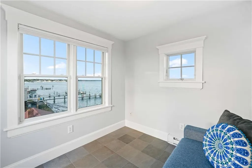 1185 Succotash Road Narragansett RI 02882