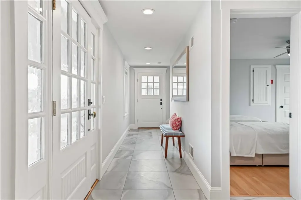 1185 Succotash Road Narragansett RI 02882