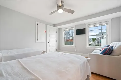 1185 Succotash Road Narragansett RI 02882