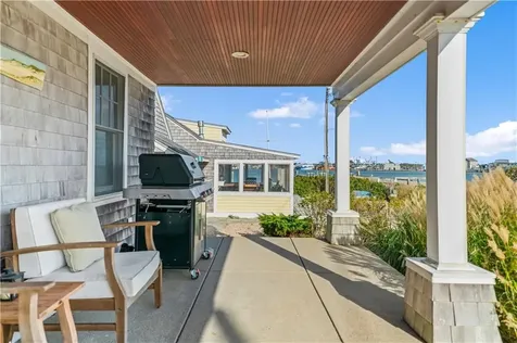 1185 Succotash Road Narragansett RI 02882