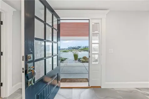 1185 Succotash Road Narragansett RI 02882