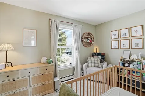 12 Dean Court Warwick RI 02889