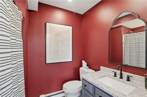 12 Dean Court Warwick RI 02889