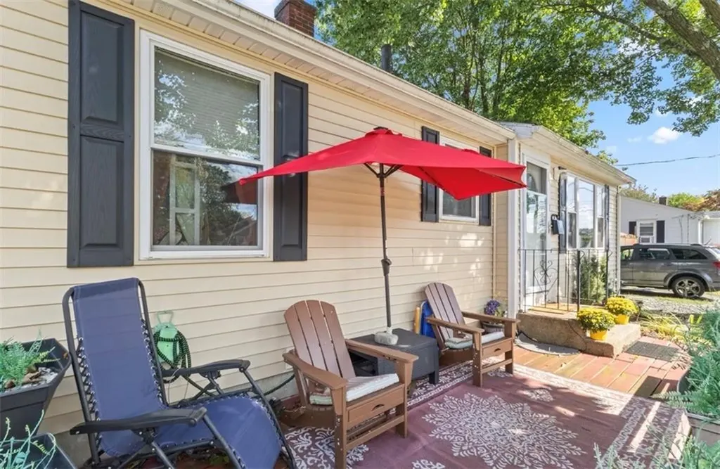 2 Simpson Street North Providence RI 02911