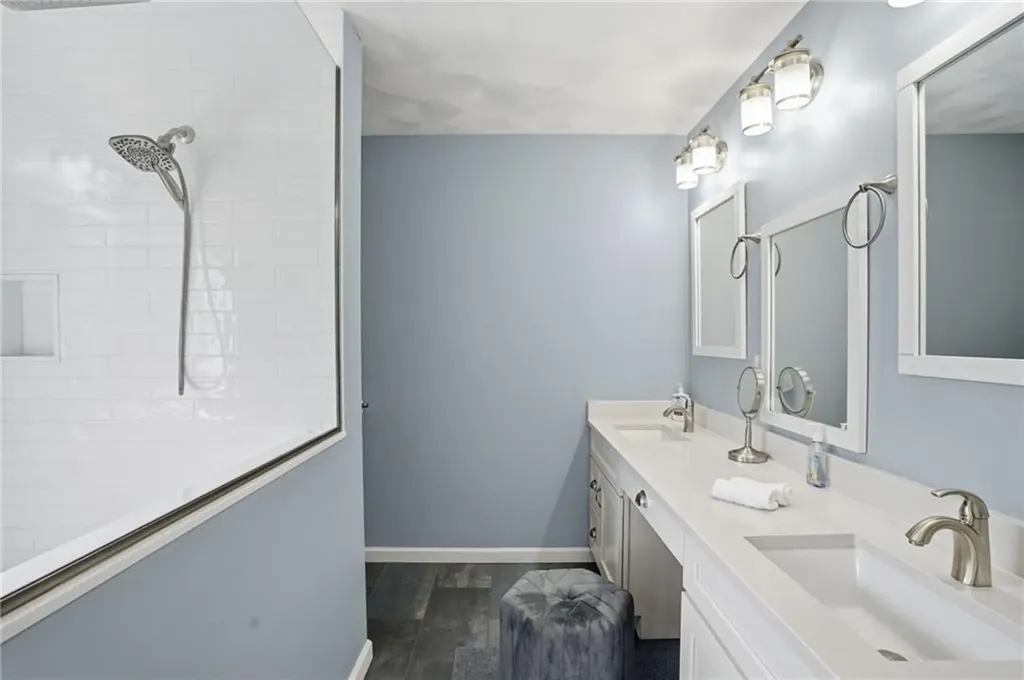45 Gilbert Stuart Drive Warwick RI 02818