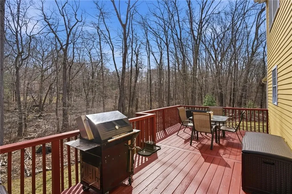 45 Gilbert Stuart Drive Warwick RI 02818