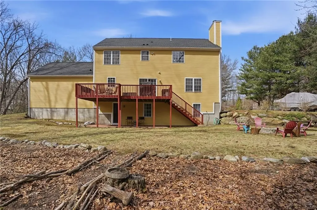 45 Gilbert Stuart Drive Warwick RI 02818