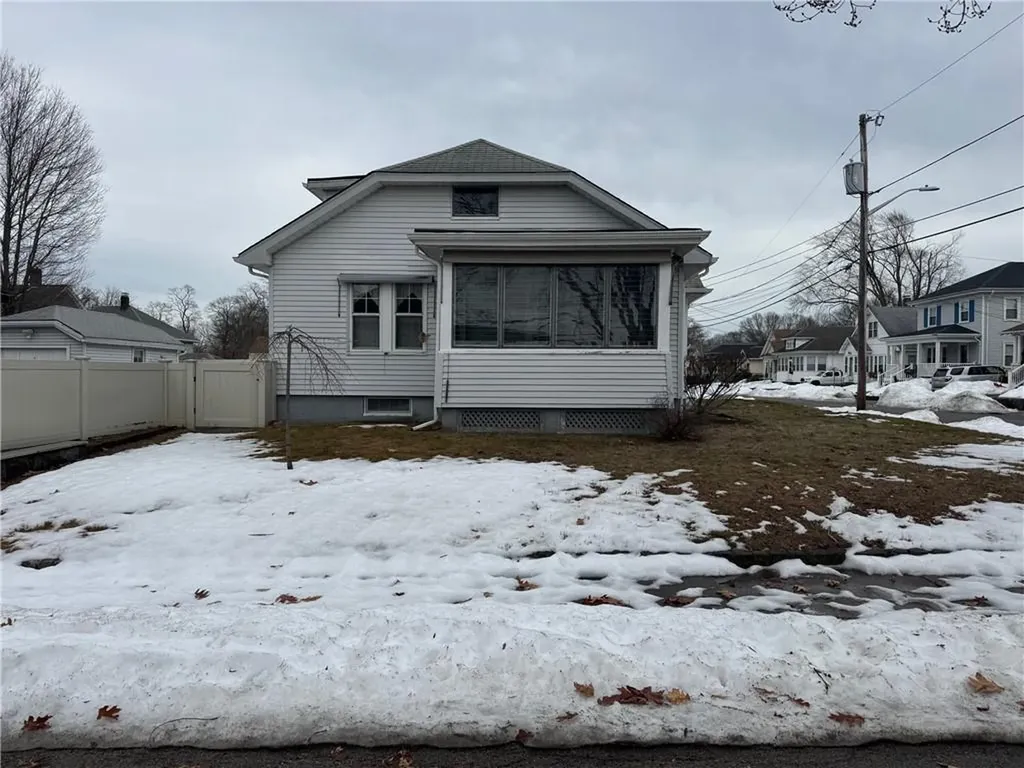 54 Holburn Avenue Cranston RI 02910