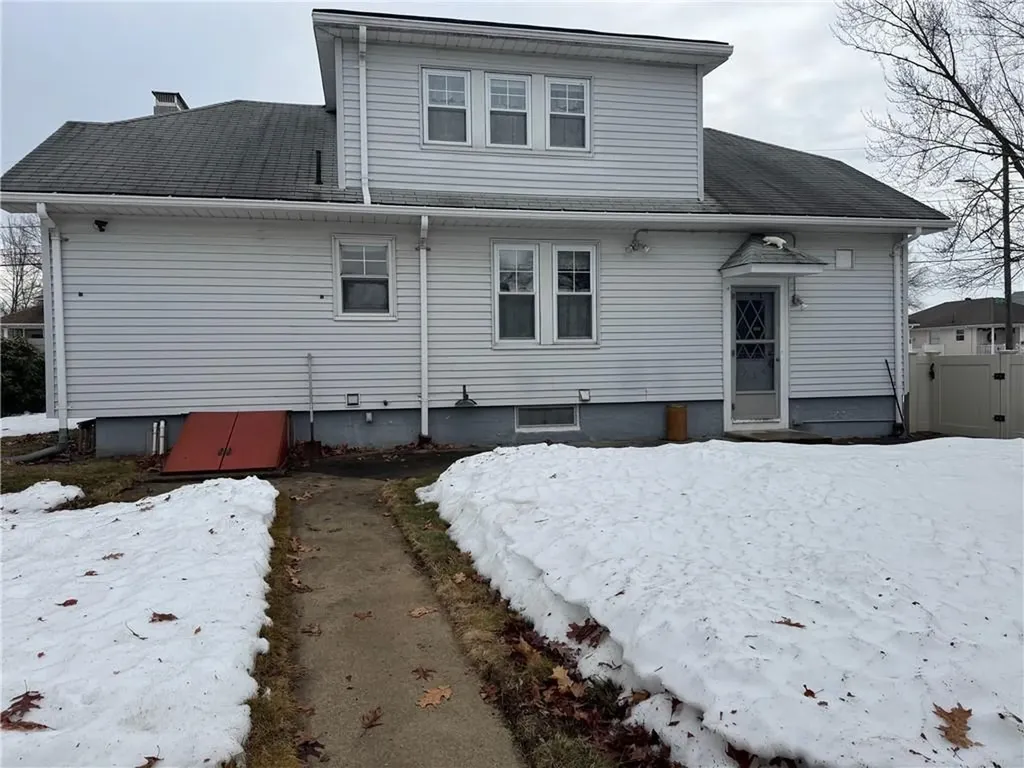 54 Holburn Avenue Cranston RI 02910