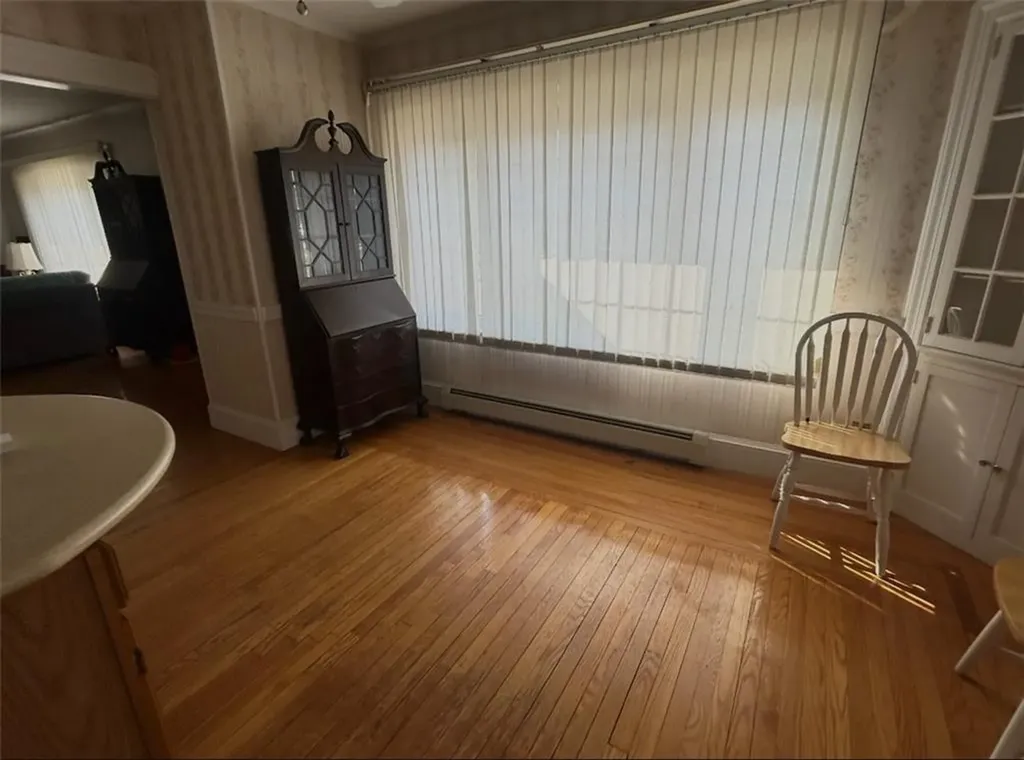 54 Holburn Avenue Cranston RI 02910