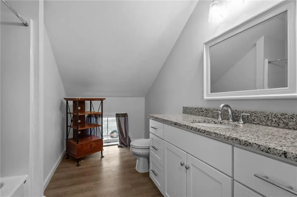 5 Hill Street Smithfield RI 02917