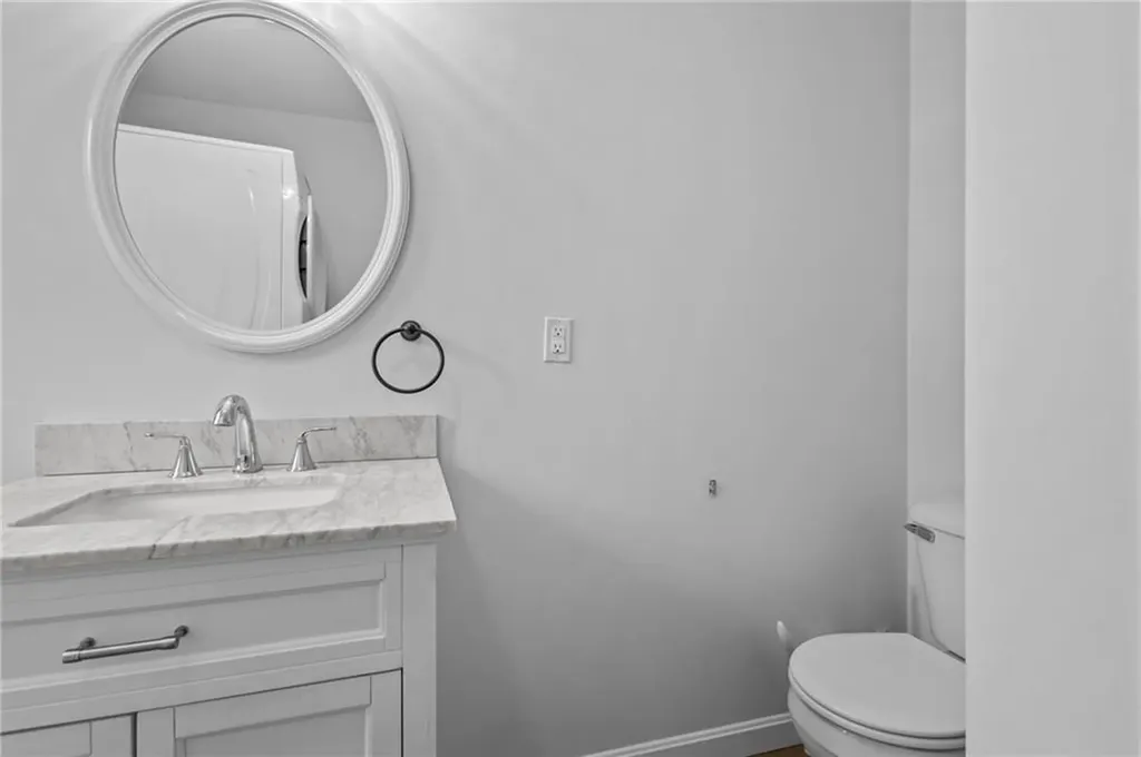 5 Hill Street Smithfield RI 02917