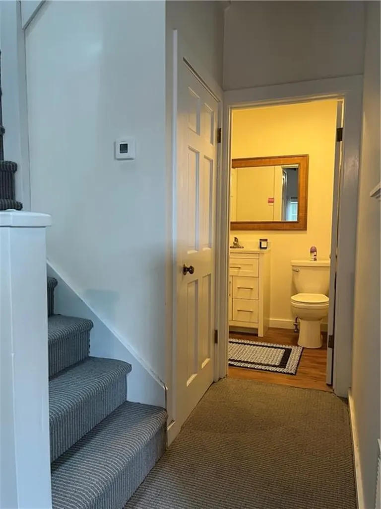 45 Ayrault Street Newport RI 02840