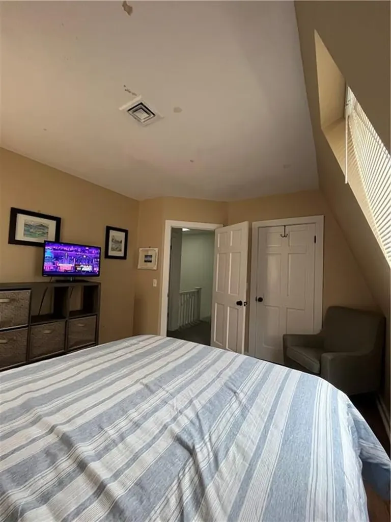 45 Ayrault Street Newport RI 02840