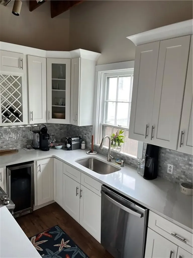 45 Ayrault Street Newport RI 02840