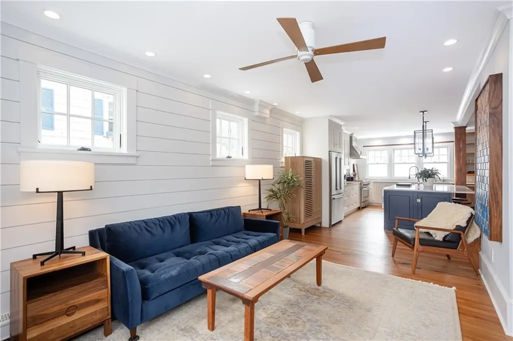 71 Pope Street Newport RI 02840
