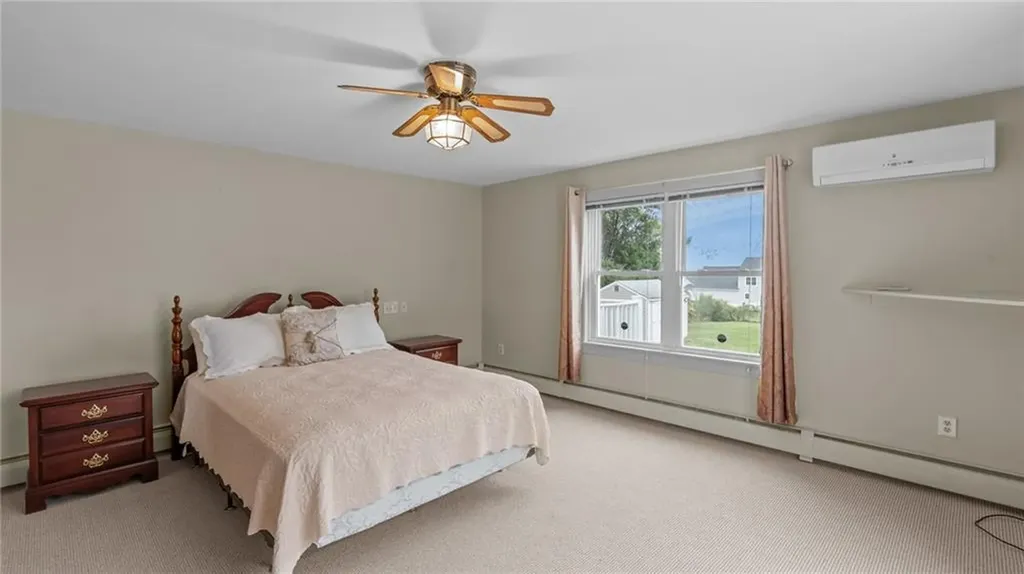 1533 East Main Road Portsmouth RI 02871