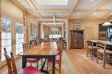 287 Gibbs Avenue Newport RI 02840