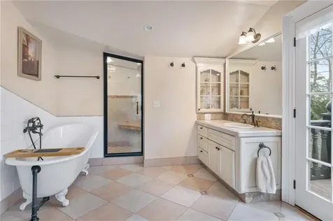 287 Gibbs Avenue Newport RI 02840