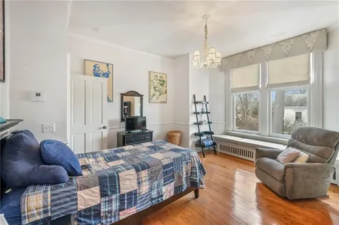 287 Gibbs Avenue Newport RI 02840