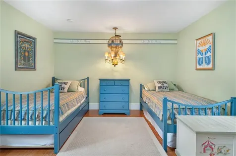 287 Gibbs Avenue Newport RI 02840