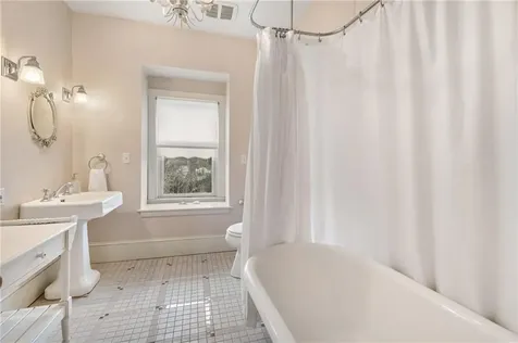 287 Gibbs Avenue Newport RI 02840
