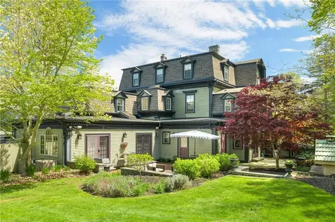 287 Gibbs Avenue Newport RI 02840