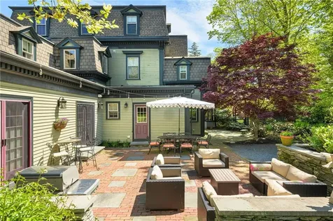 287 Gibbs Avenue Newport RI 02840